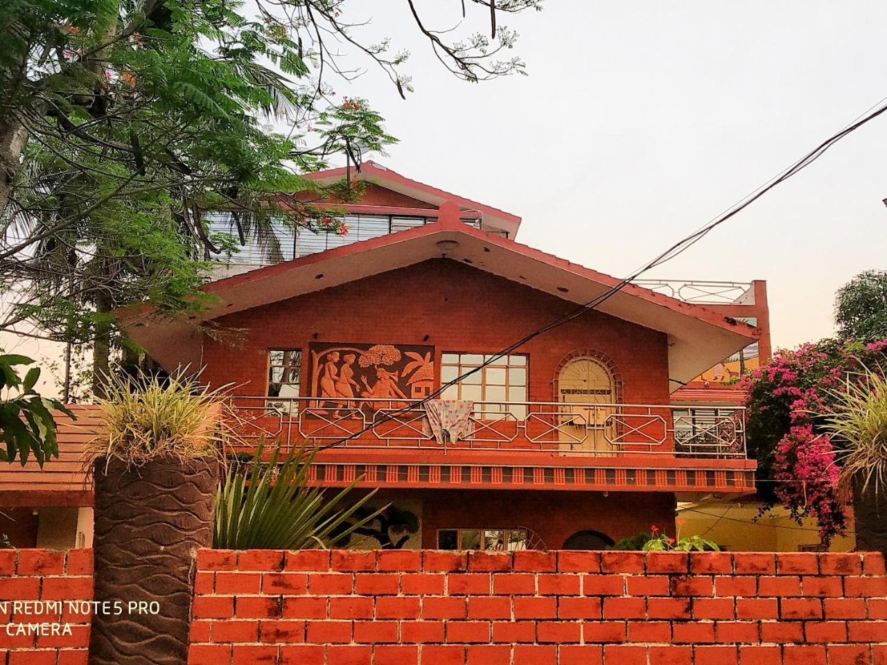 Swapnonir Hotel Shanti Niketan Luaran gambar