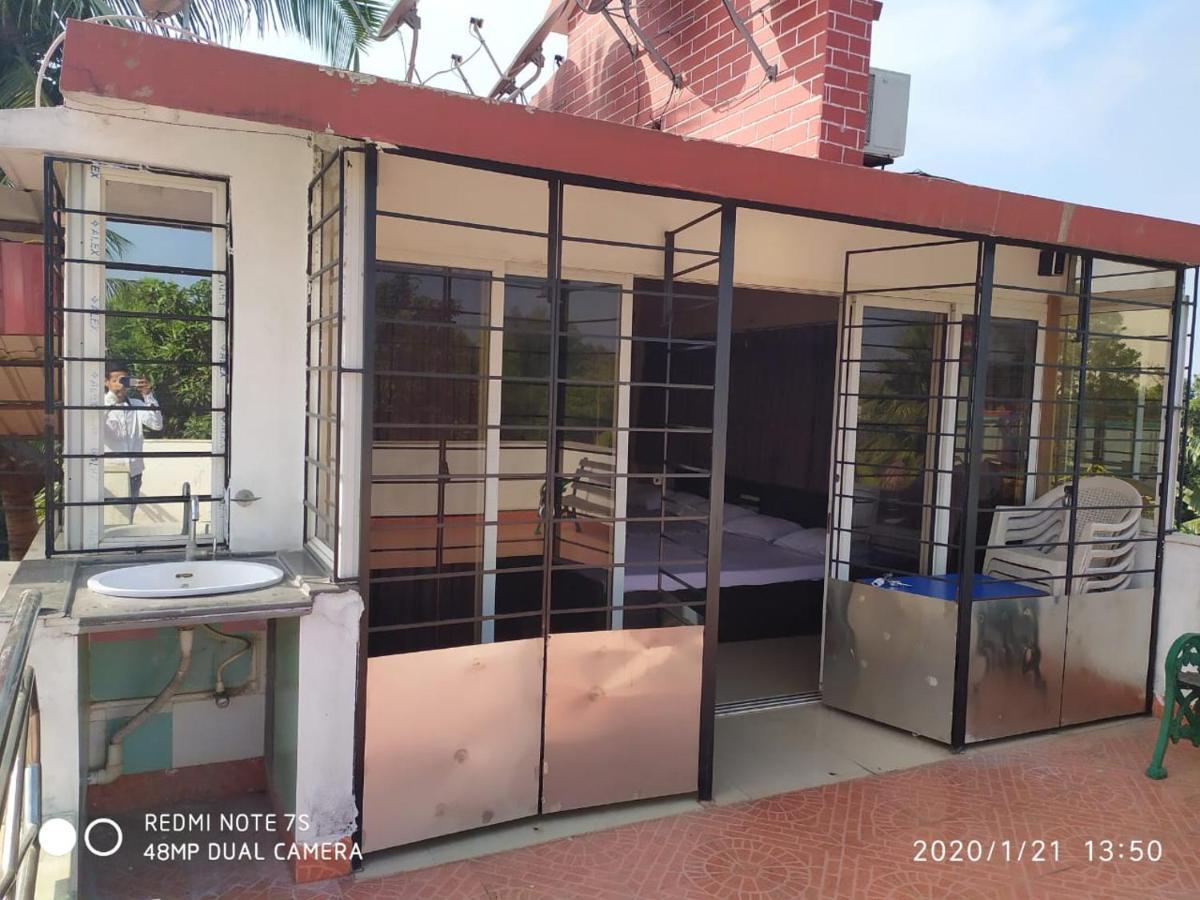 Swapnonir Hotel Shanti Niketan Luaran gambar