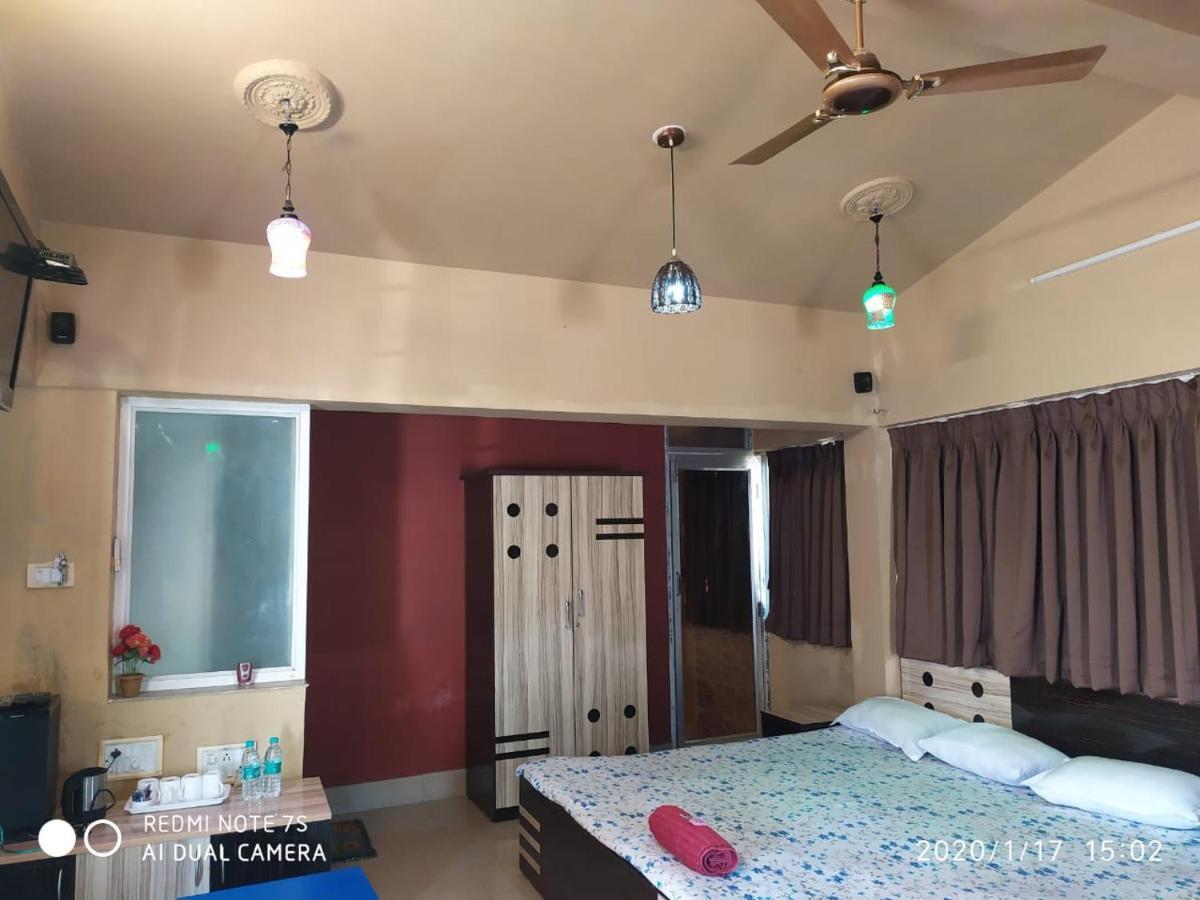Swapnonir Hotel Shanti Niketan Luaran gambar