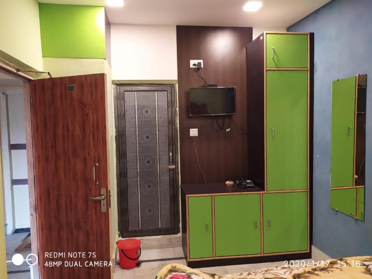 Swapnonir Hotel Shanti Niketan Luaran gambar