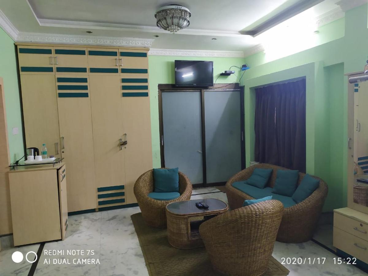 Swapnonir Hotel Shanti Niketan Luaran gambar