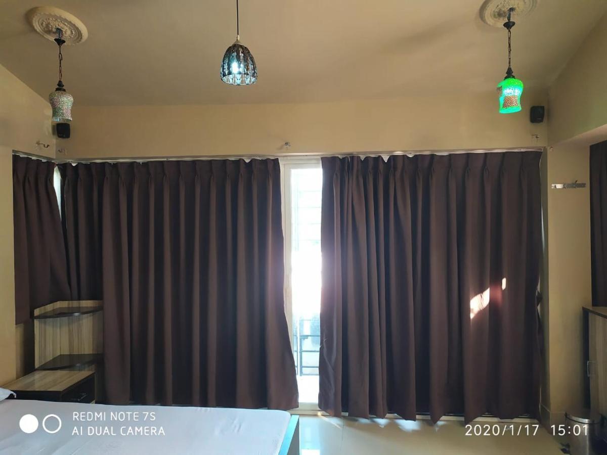 Swapnonir Hotel Shanti Niketan Luaran gambar