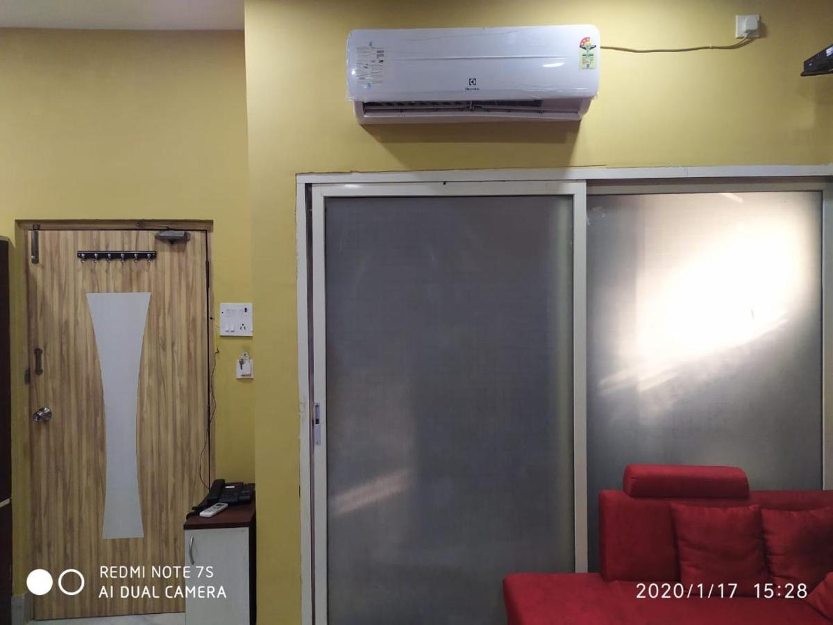 Swapnonir Hotel Shanti Niketan Luaran gambar